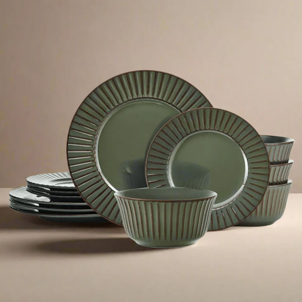 Dannie Green 12 Piece Dinnerware Set, Service for 4